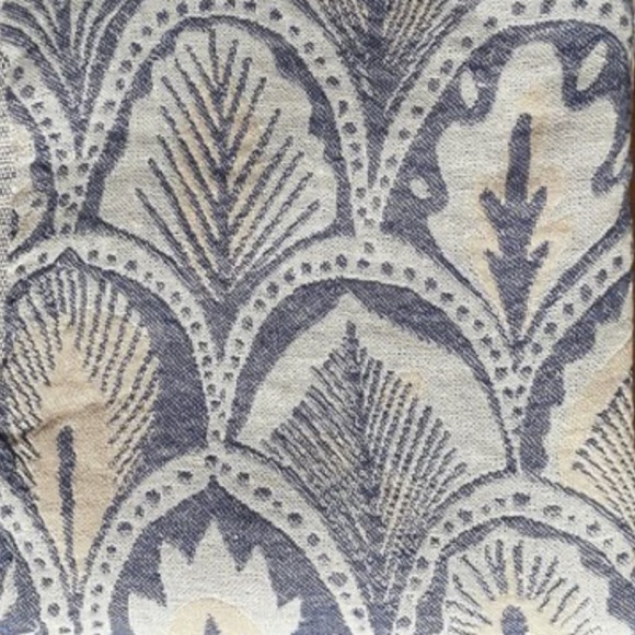 Succulents in Blue Woven Organic Cotton 2-in-1 Wrap Scarf Anthropologie Holiday - Picture 5 of 13